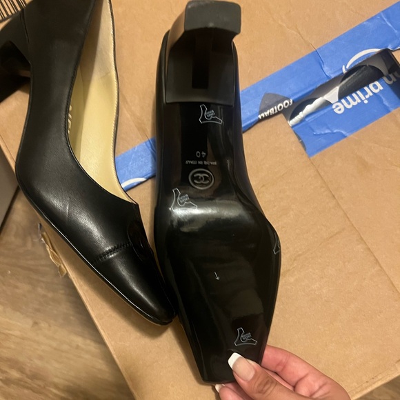 Chanel Heels Black - Picture 7 of 7